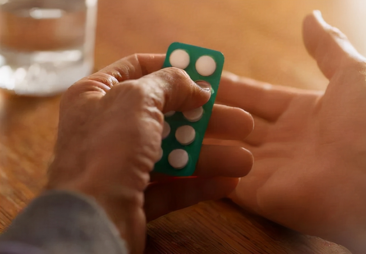 Aspirin prevents blood clots, once you take it, you can't stop it?Rumor