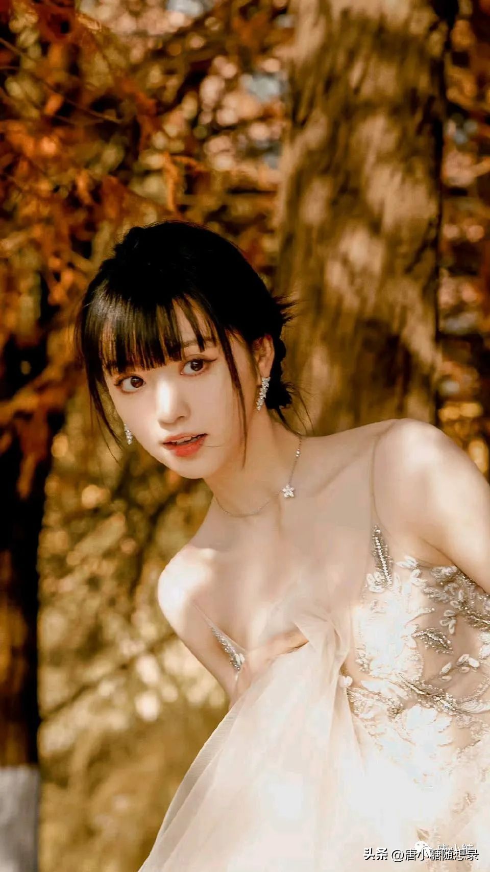 Sweet girl or too young girl, did Tian Xiwei go away as soon as she ...