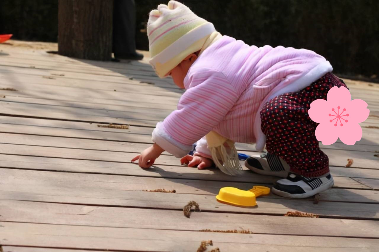 What is the difference between children who grew up wearing "crotch