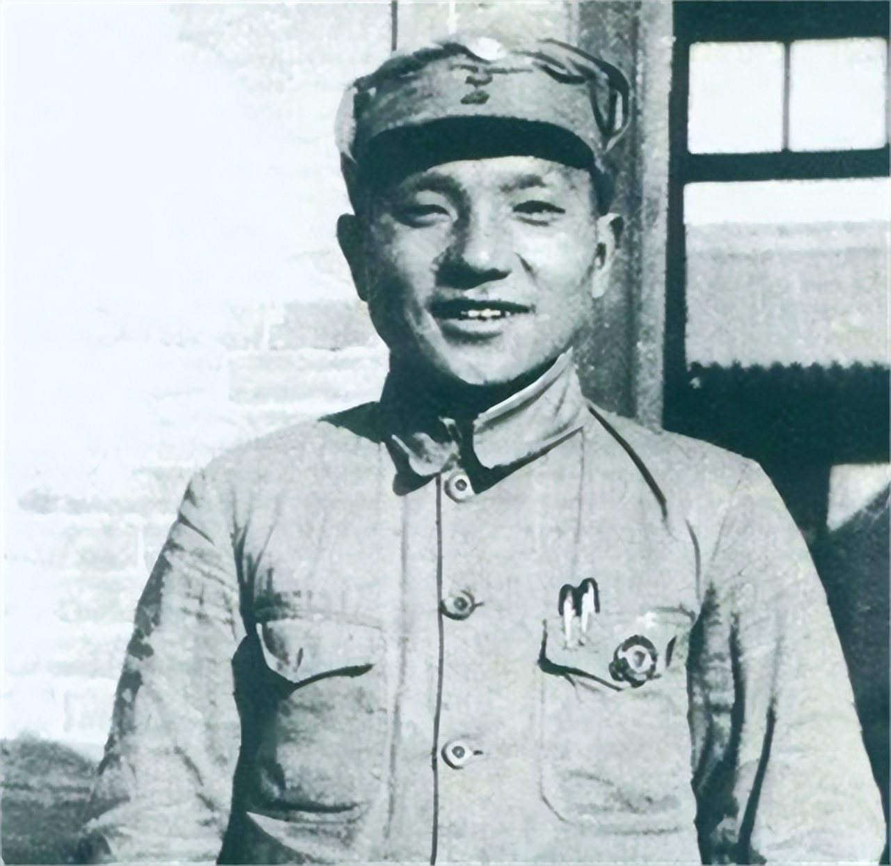 Deng Xiaoping talks about the political situation after Lin Biao's fall ...