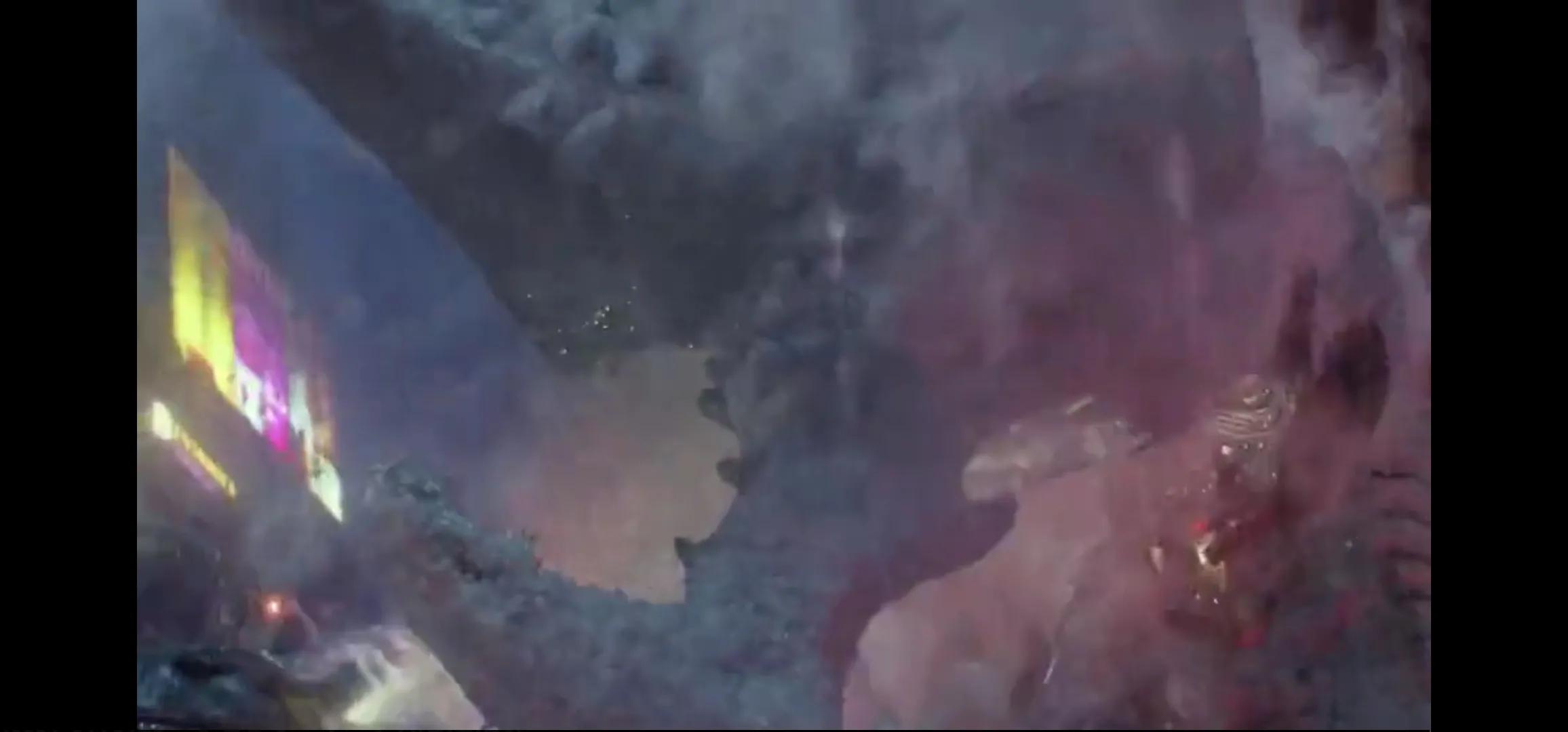 Pacific Rim 1: The protagonist mecha was hit hard at the beginning - iNEWS