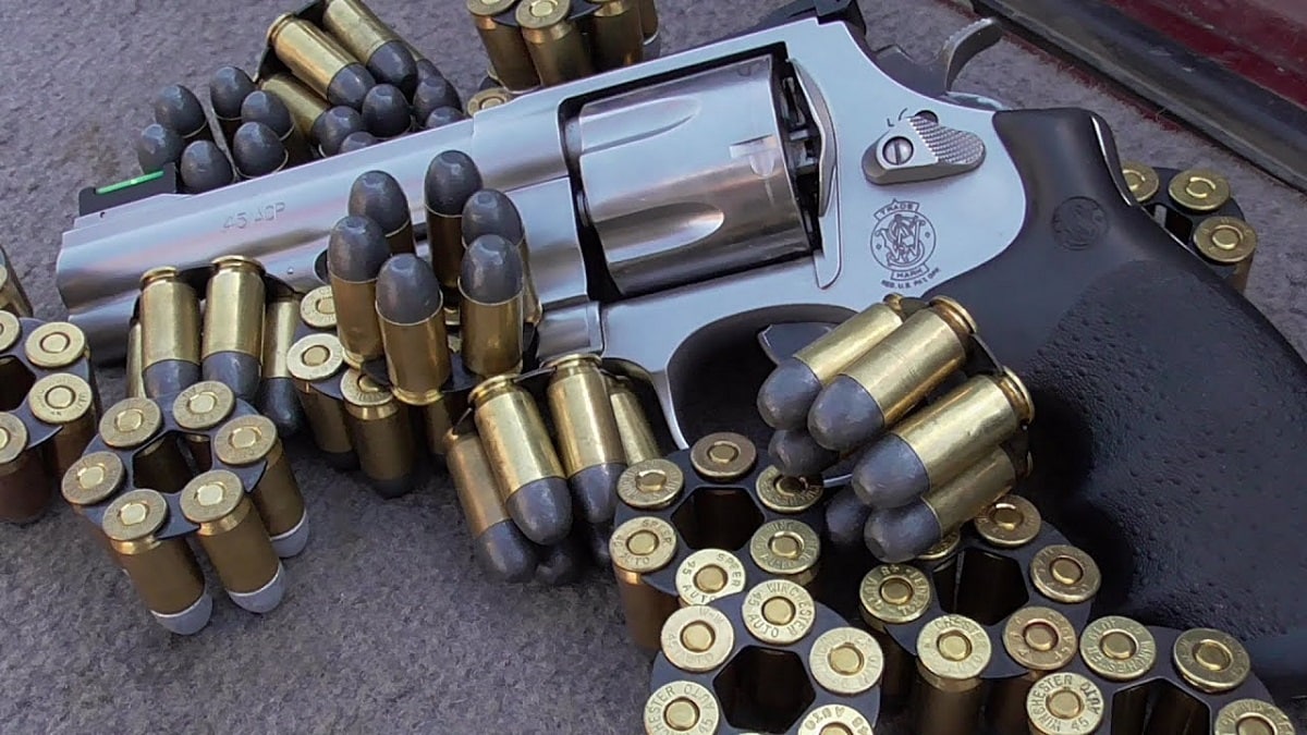 M625 R3evolver Smith & Wesson M625 revolver - iNEWS