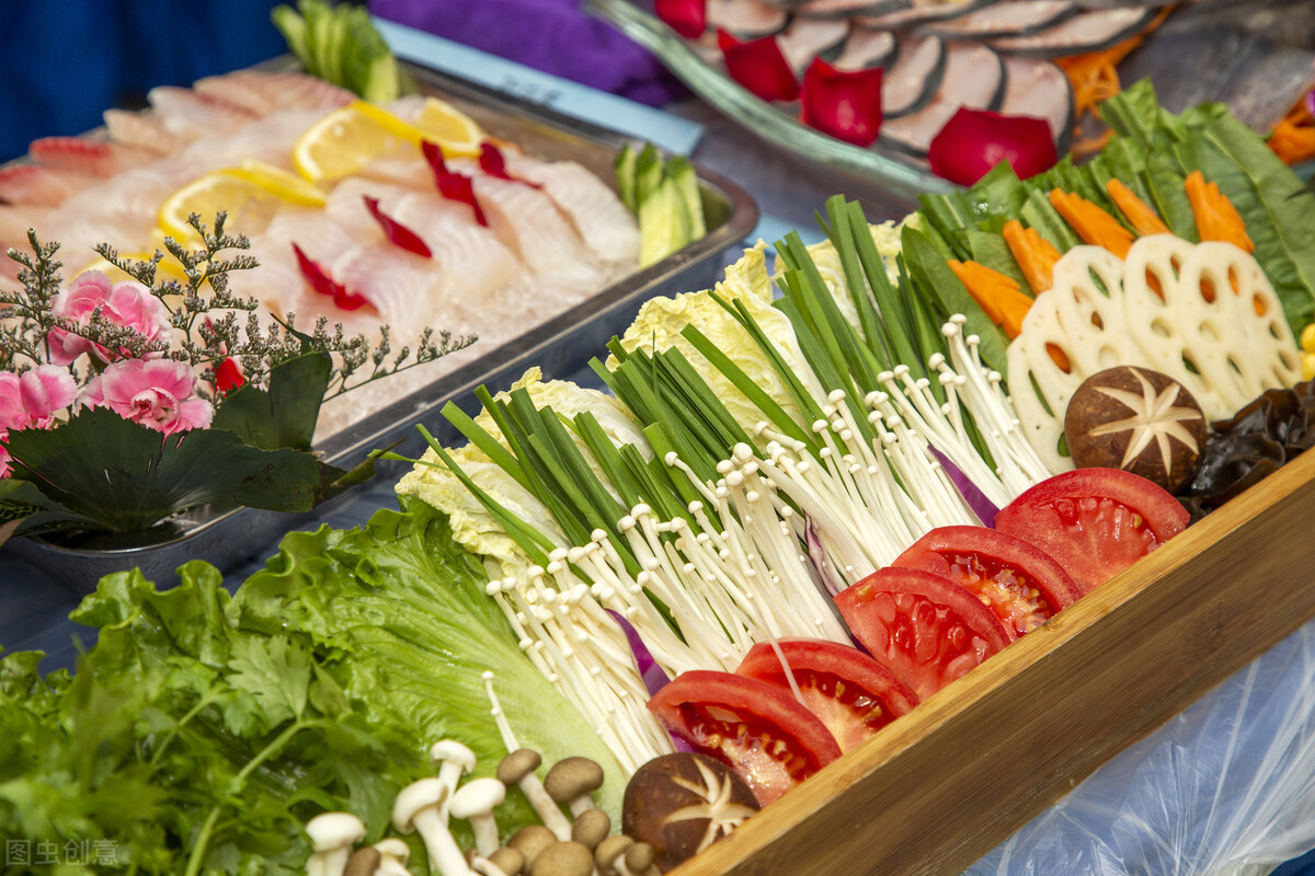 Do you cook meat or vegetables first in hot pot?Many people are wrong