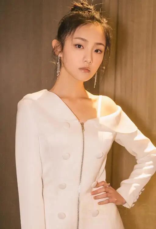 Mingyang Entertainment - Beauty Star - Wu Jiayi - iNEWS