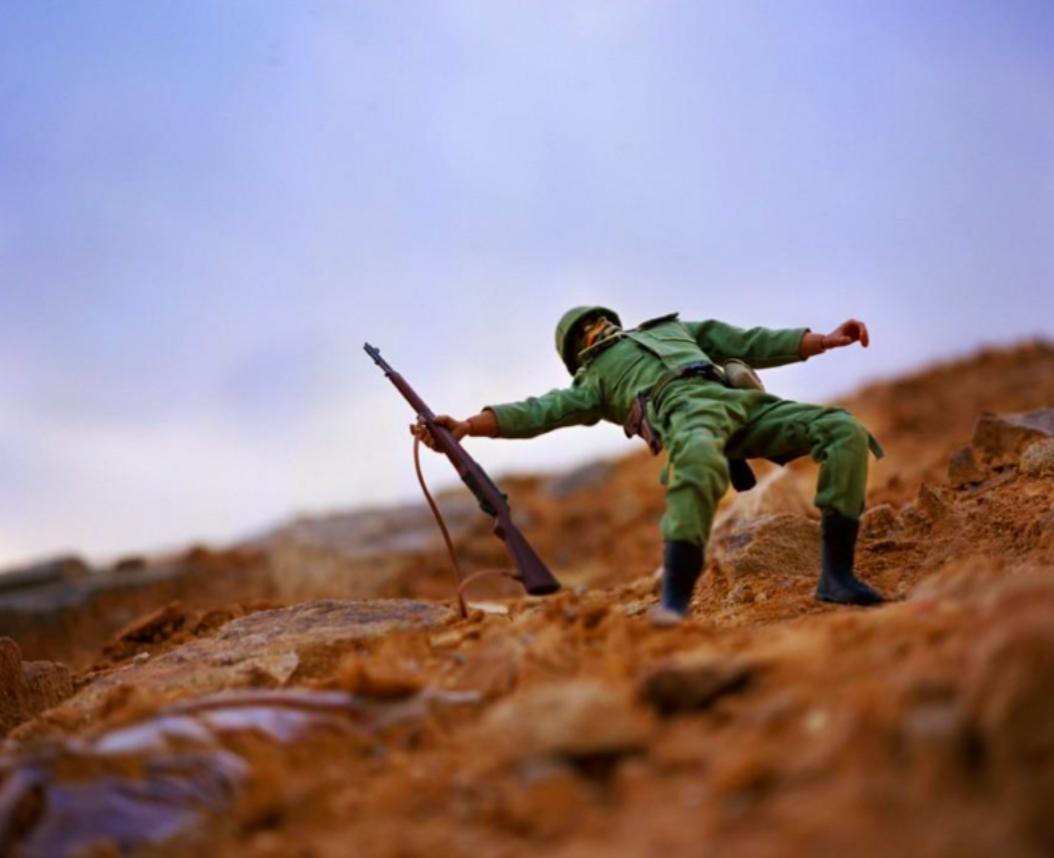 How many bullets does infantry carry in individual combat?The more