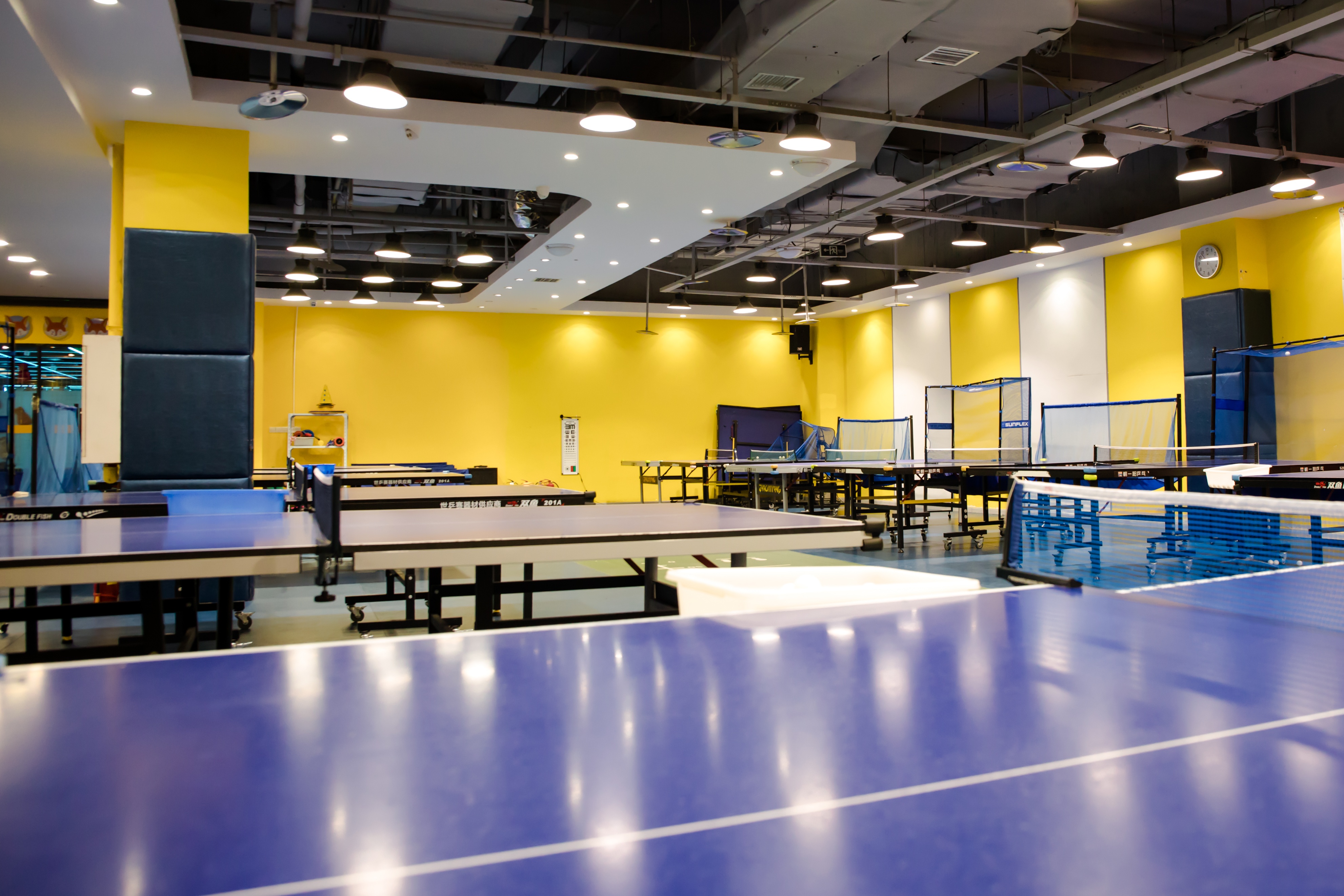 Table tennis training hall, straight backhand twisting teaching iNEWS