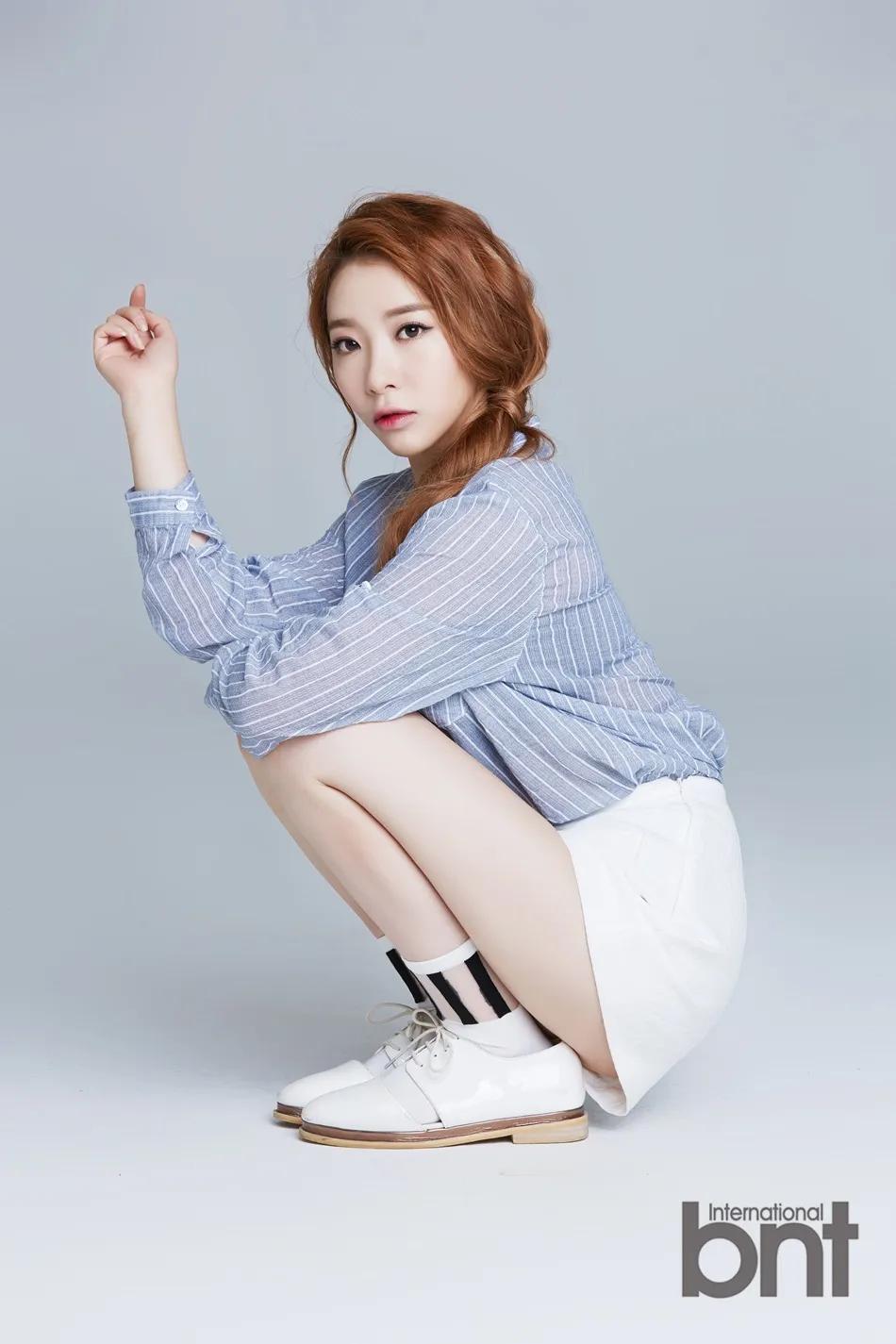 Korean comedian An Somi, with the figure and appearance of a female