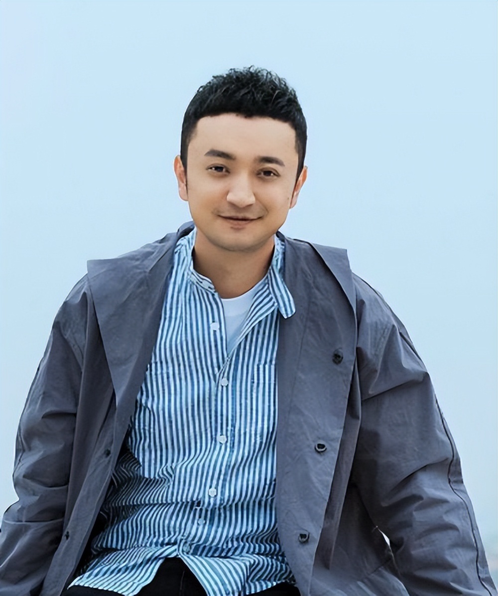 央視主持人尼格買提離婚!近照面容憔悴,知情人爆料兩點原因 - 頭條匯
