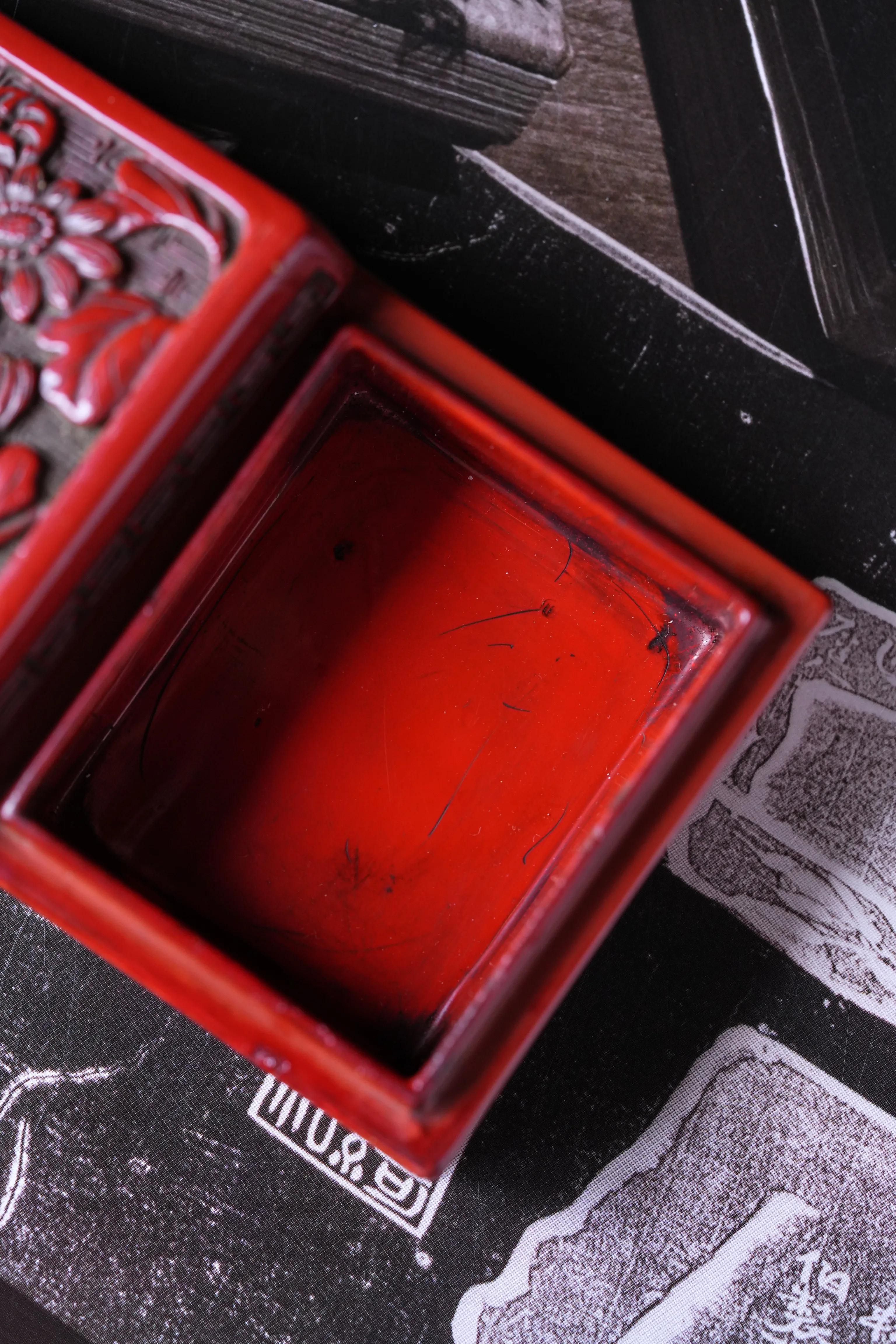 Tick Red | Ink Pad Box - iNEWS