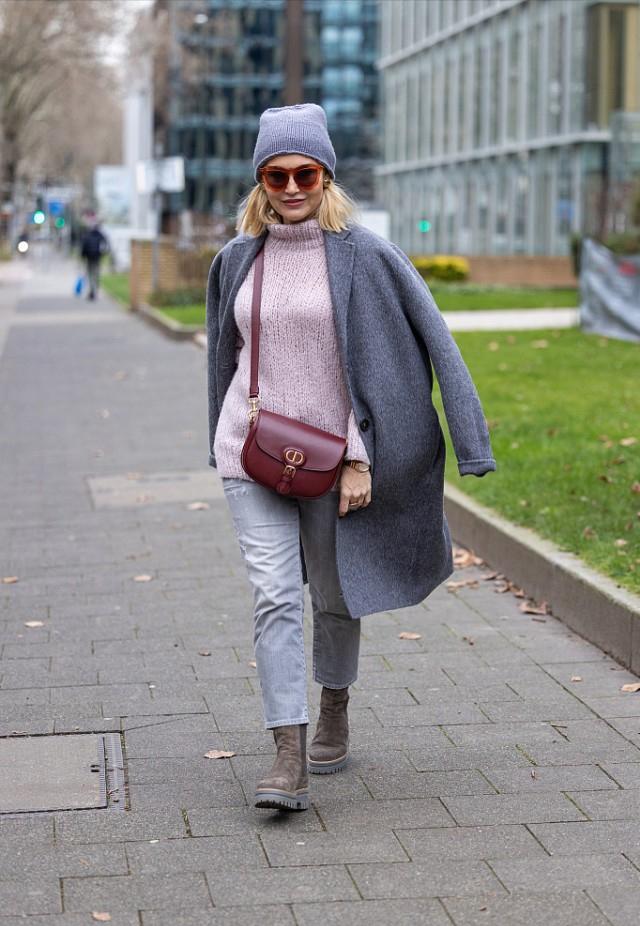 Master the secrets of wearing Petra Dieners sweaters, winter styles can ...