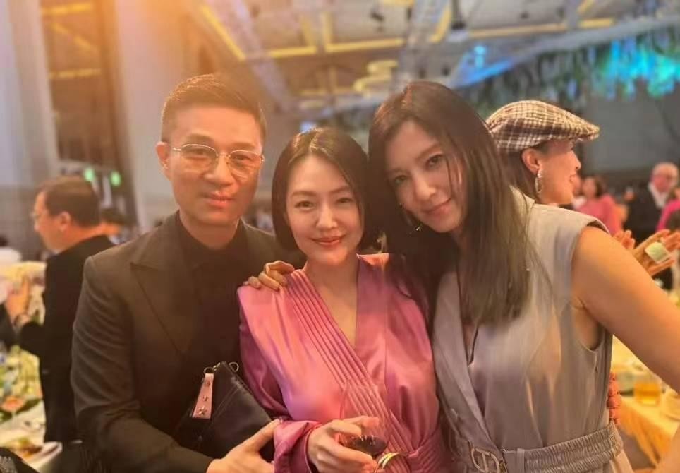 Jam Hsiao and Julian Lin's wedding turned into a concert, half of the ...