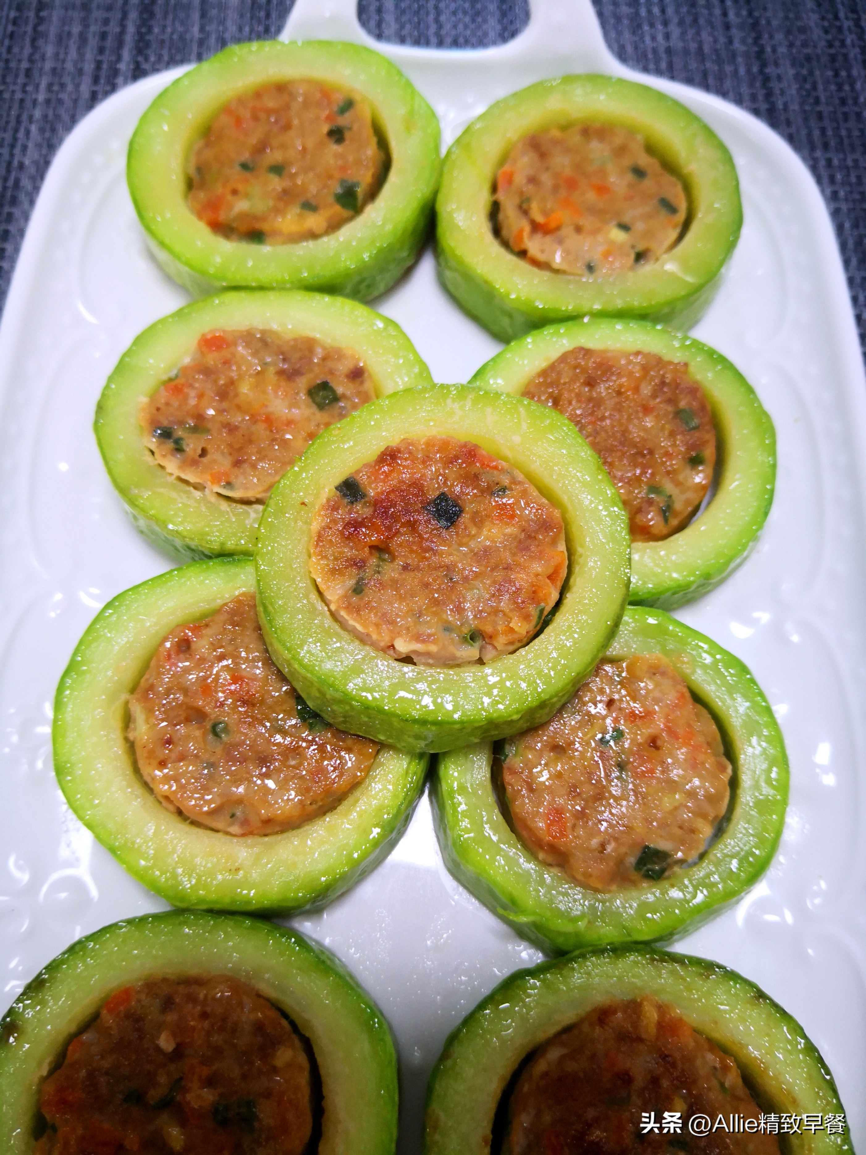 How else can zucchini be eaten other than fried?Try to do this, it's