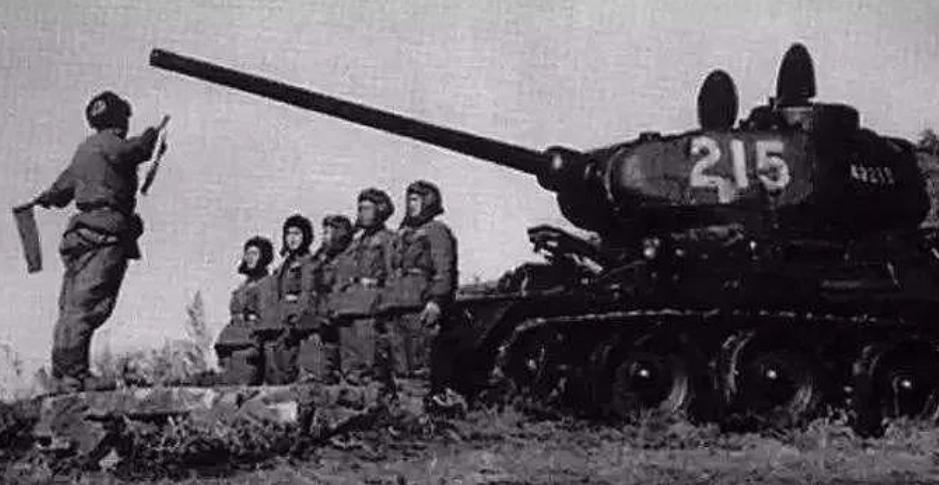 In 1953, 215 tanks made the first World War, and killed 5 US tanks ...
