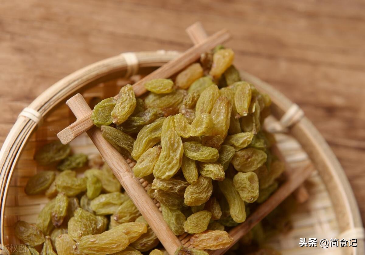 Do you really need to wash your raisins before eating them? Fruit