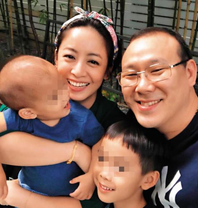The 43yearold actress admits to divorce! My husband was exposed for
