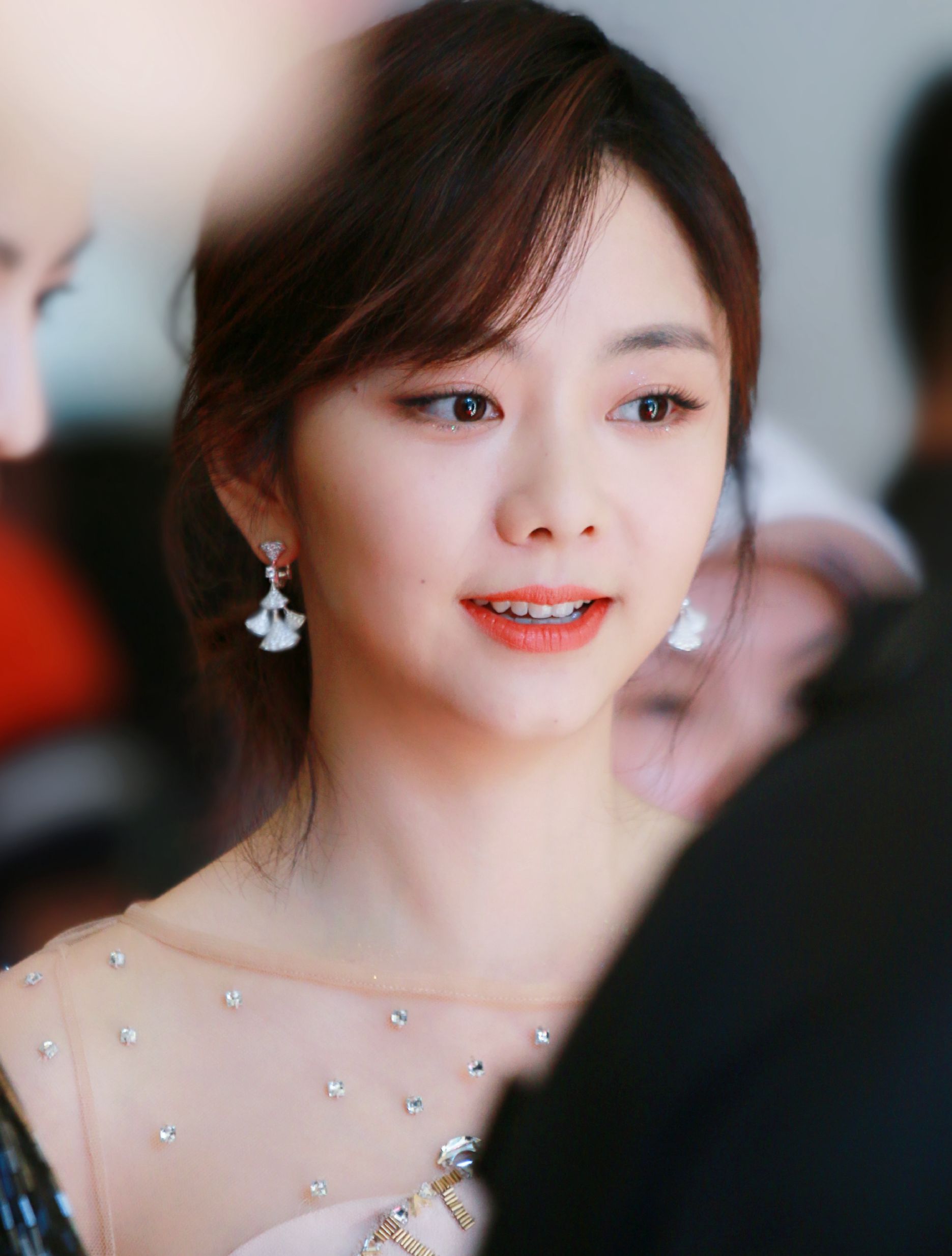 Tan Songyun may be among the "Queen of Ratings", Vanves' physique has