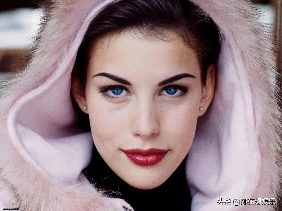 The 20 Most Beautiful Brunettes in Hollywood - iNEWS
