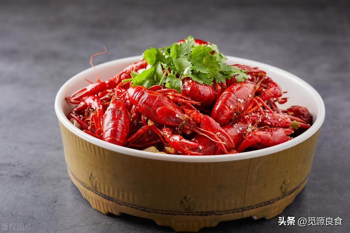 Crayfish, should I buy red shells or green shells? The difference is