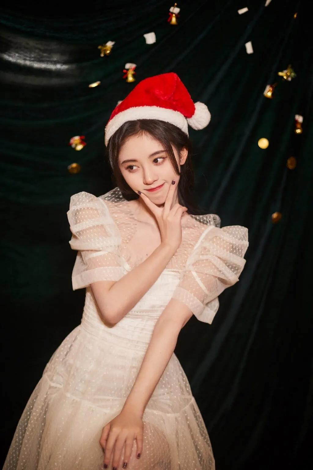 Ju Jingyi#Meitu 14 - iNEWS