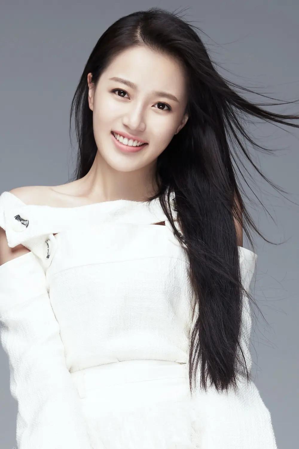 Mingyang Entertainment - Beauty Star - Wang Xiuzhu - INEWS