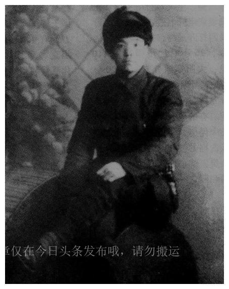 In 1962, Du Yuming met the division commander he shot and killed 16