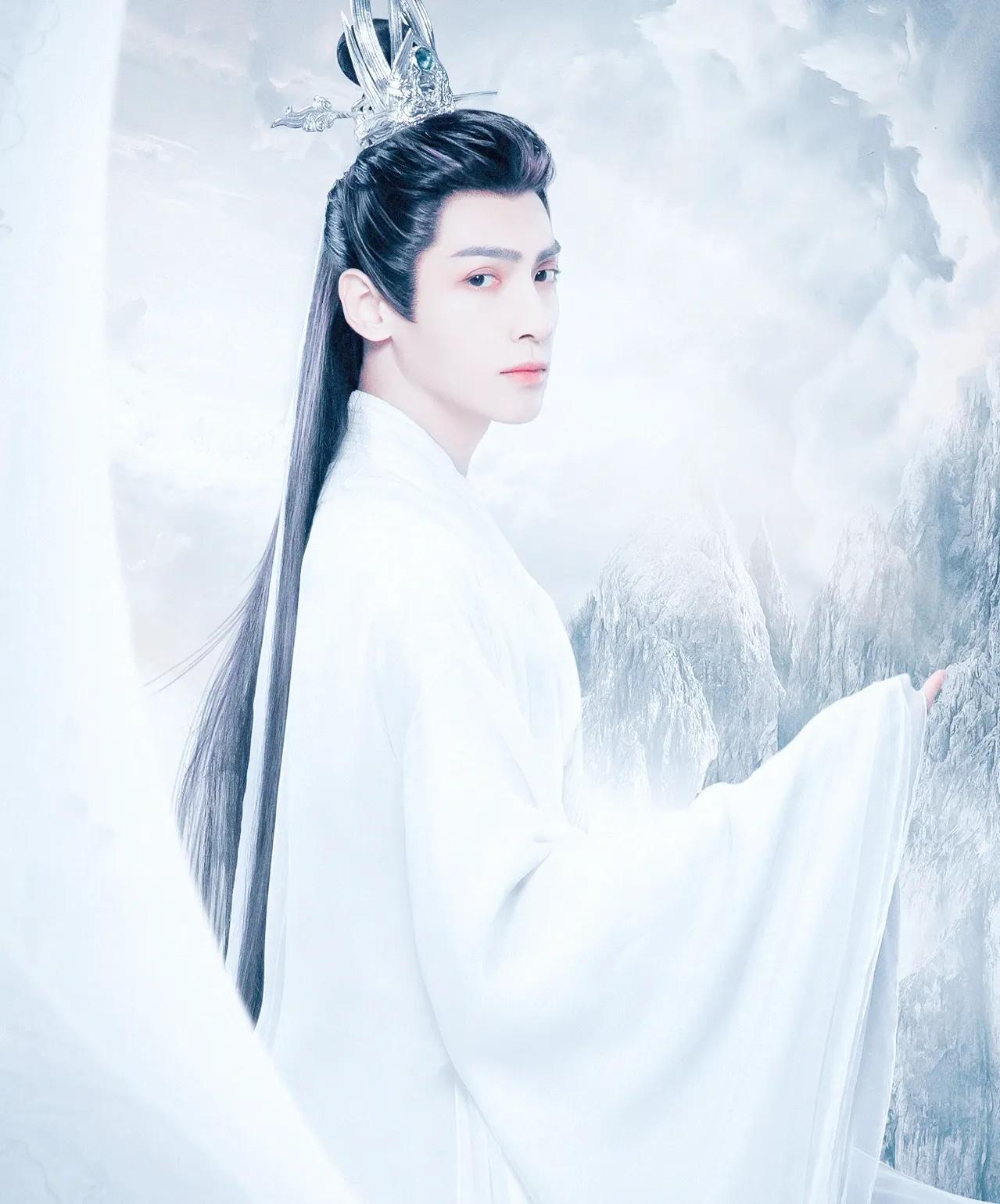 Luo Yunxi, a handsome man in ancient costume - iNEWS