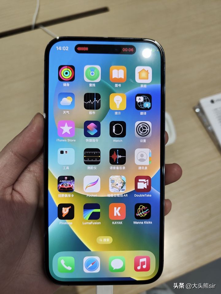 Why Android phones have higher configurations, but iPhones are more durable than Android phones