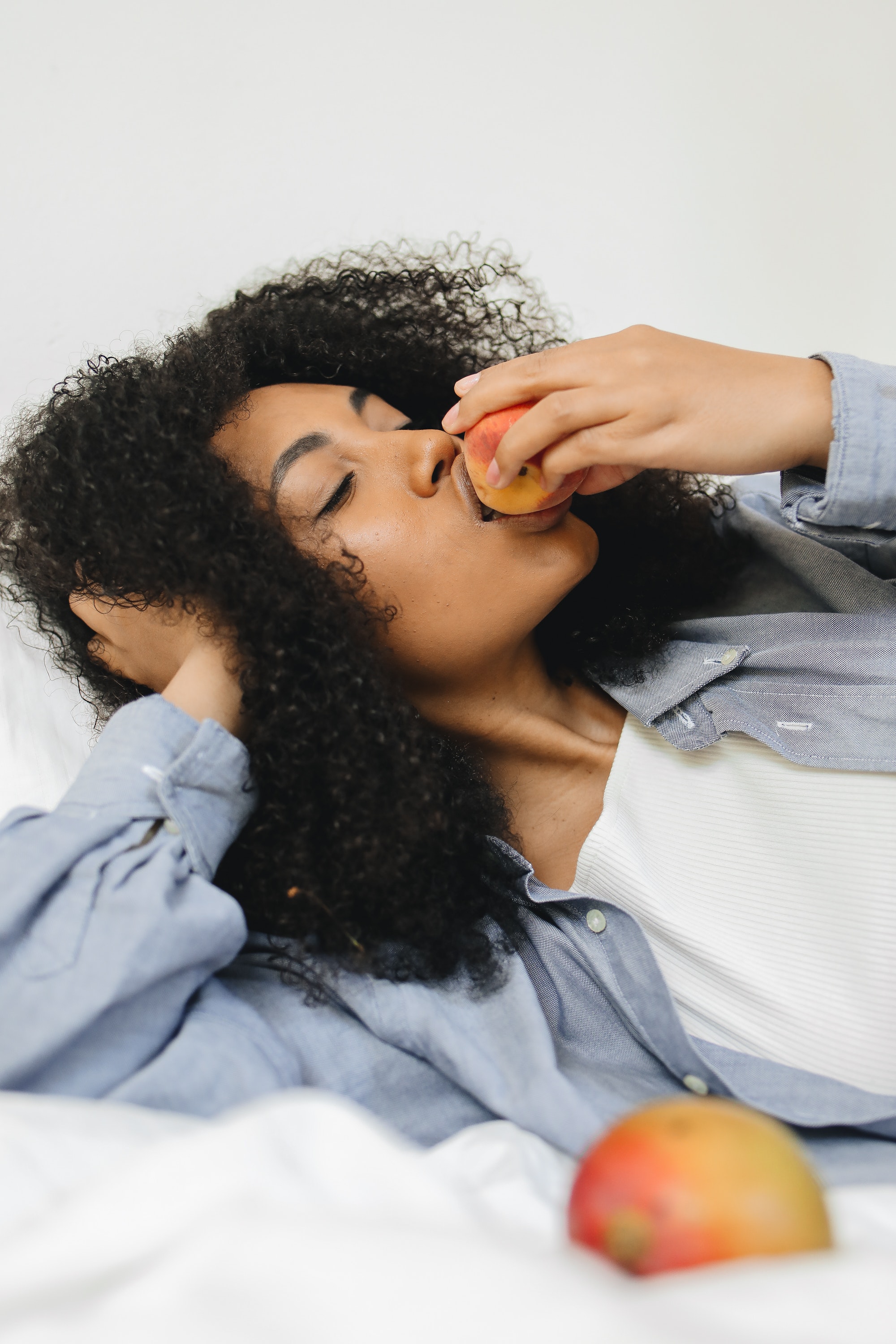 Why can't you eat apples at night? iNEWS