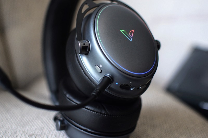 Structure Headset Physical dual-sound cavity structure Rapoo VH800 dual-mode wireless RGB ...