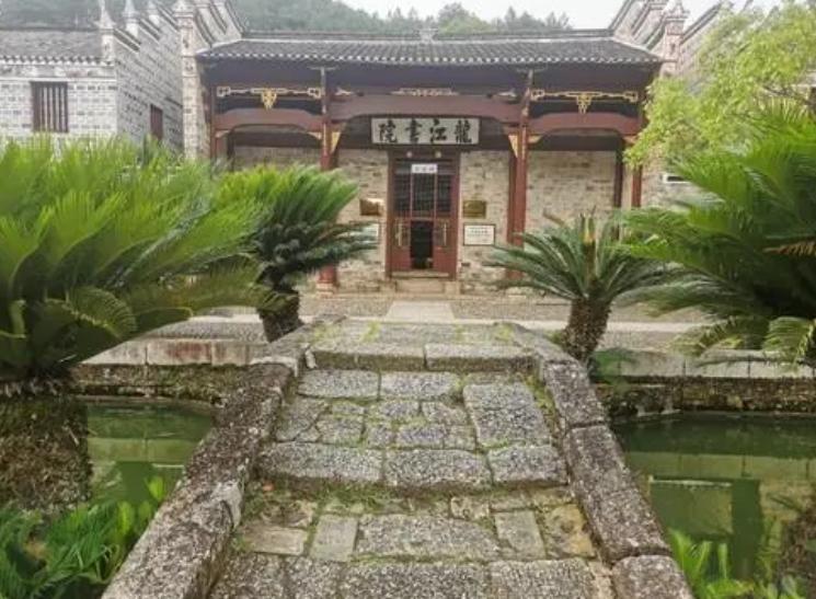 Mao Zedong and Zhu De had a "ideological collision", and Zhou Enlai