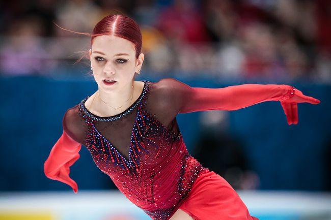 Why did Trusova lose five quads to Shcherbakova? - iNEWS