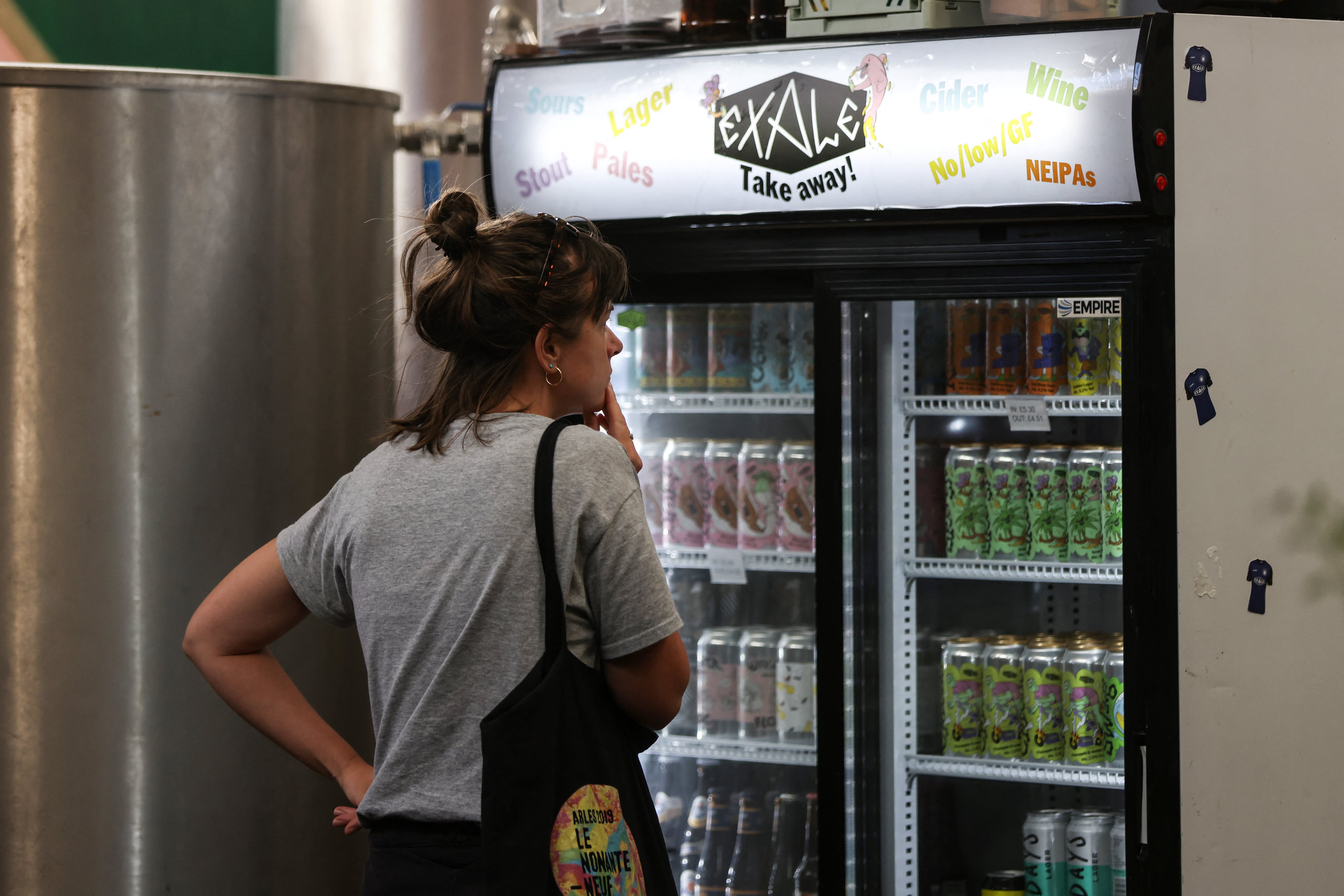 Short showers, slow driving, power outages at the Eiffel Tower... How