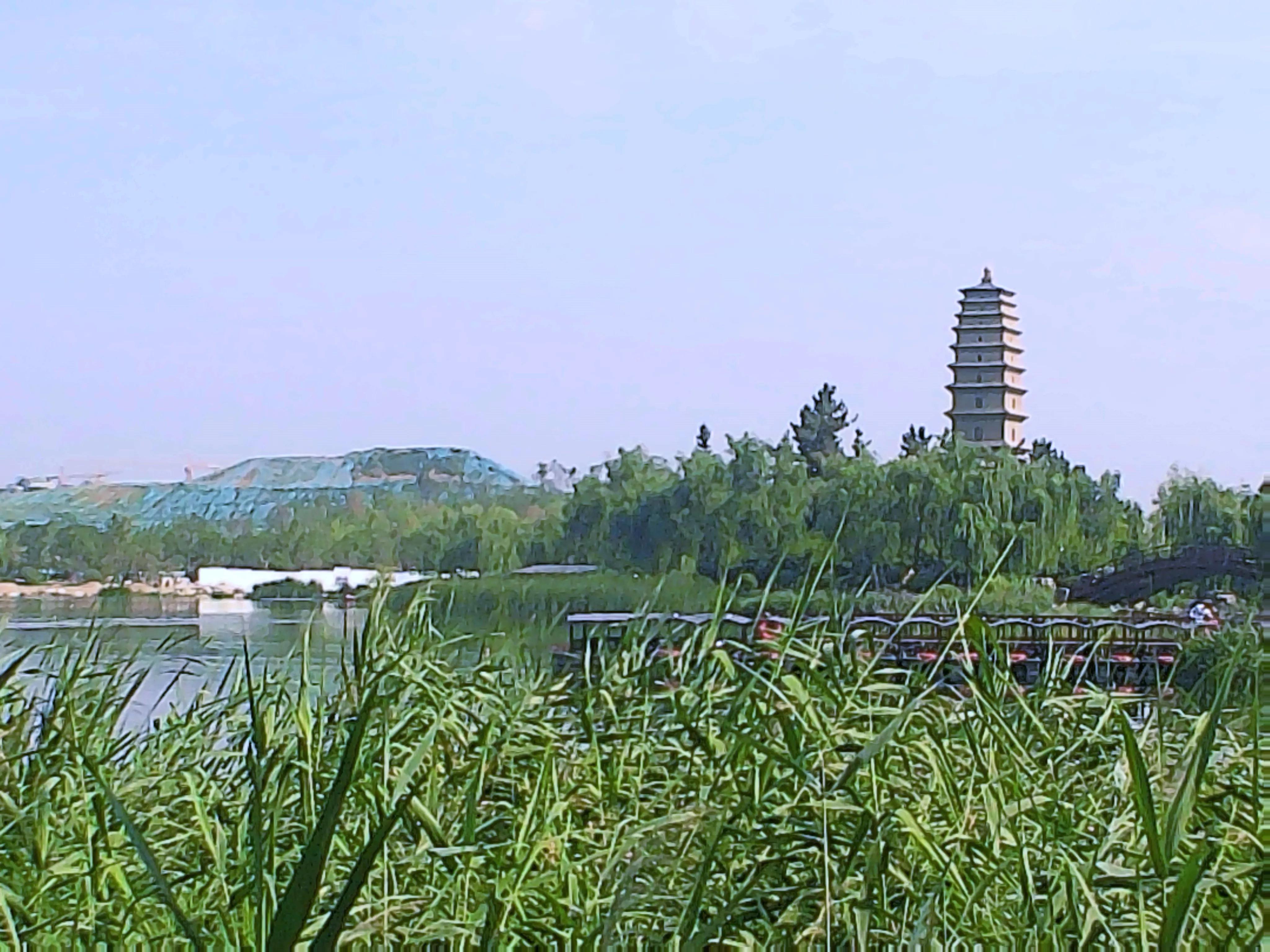 Zhouzhi people look at Huyi Meipi Lake - iNEWS
