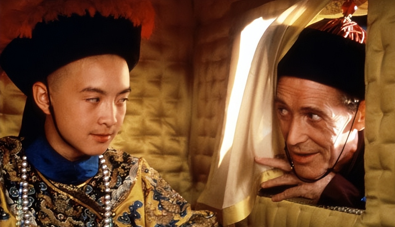 In the movie "The Last Emperor", how to present the exploration of