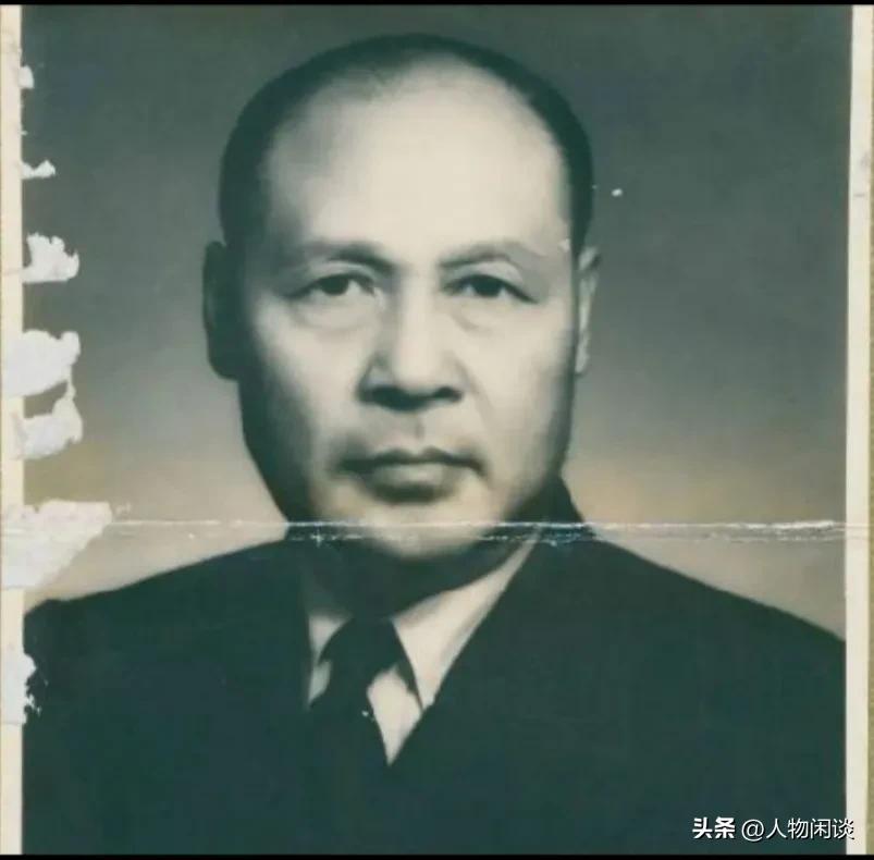 Chiang Kaishek's sworn brother, who participated in the founding