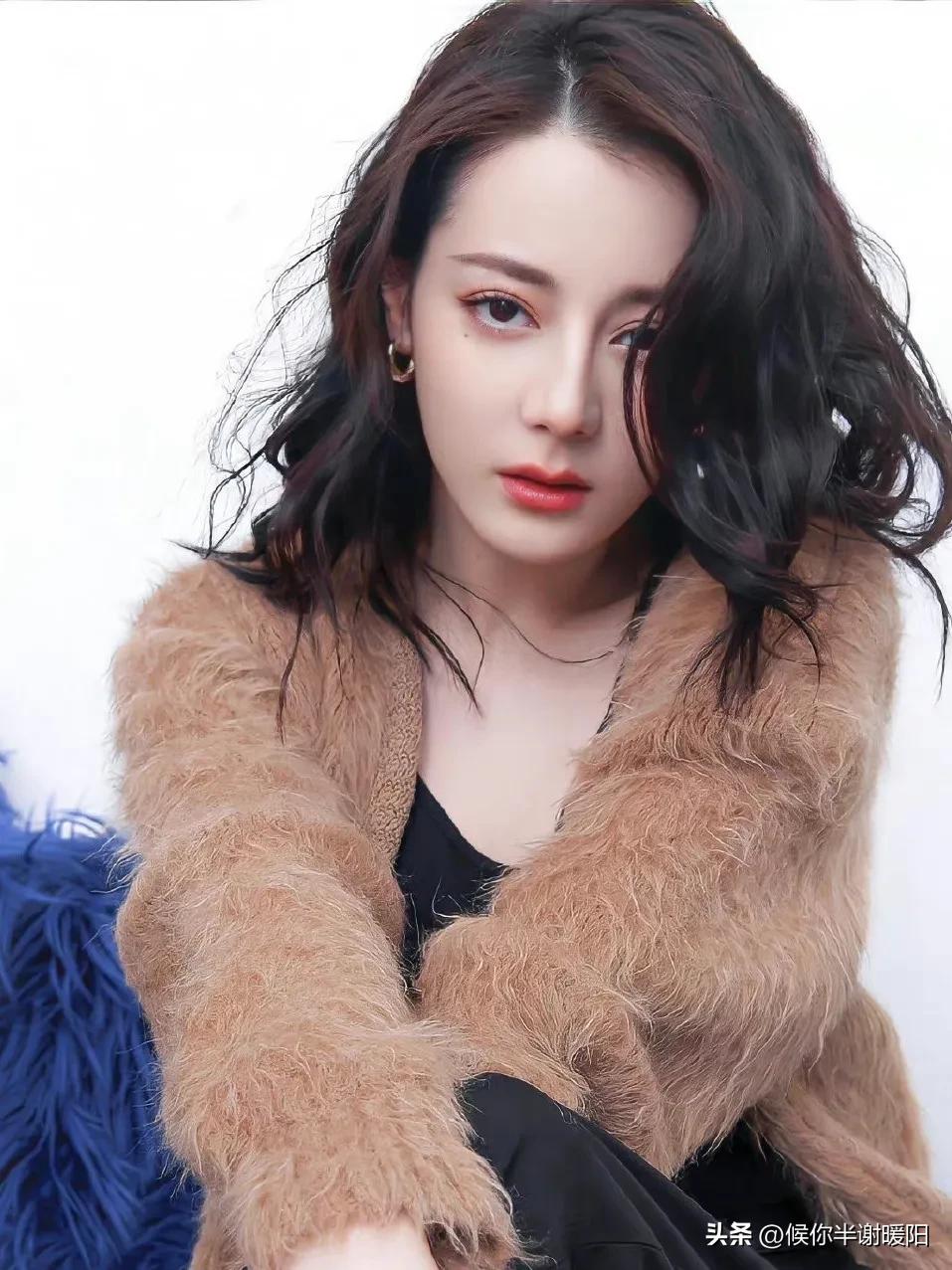 Weibo night confirmed to attend the star: Yang Mi Reba red carpet ...