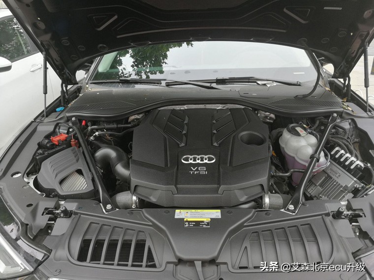 Start and rapid acceleration power lag Audi A8L50T brush ecu can