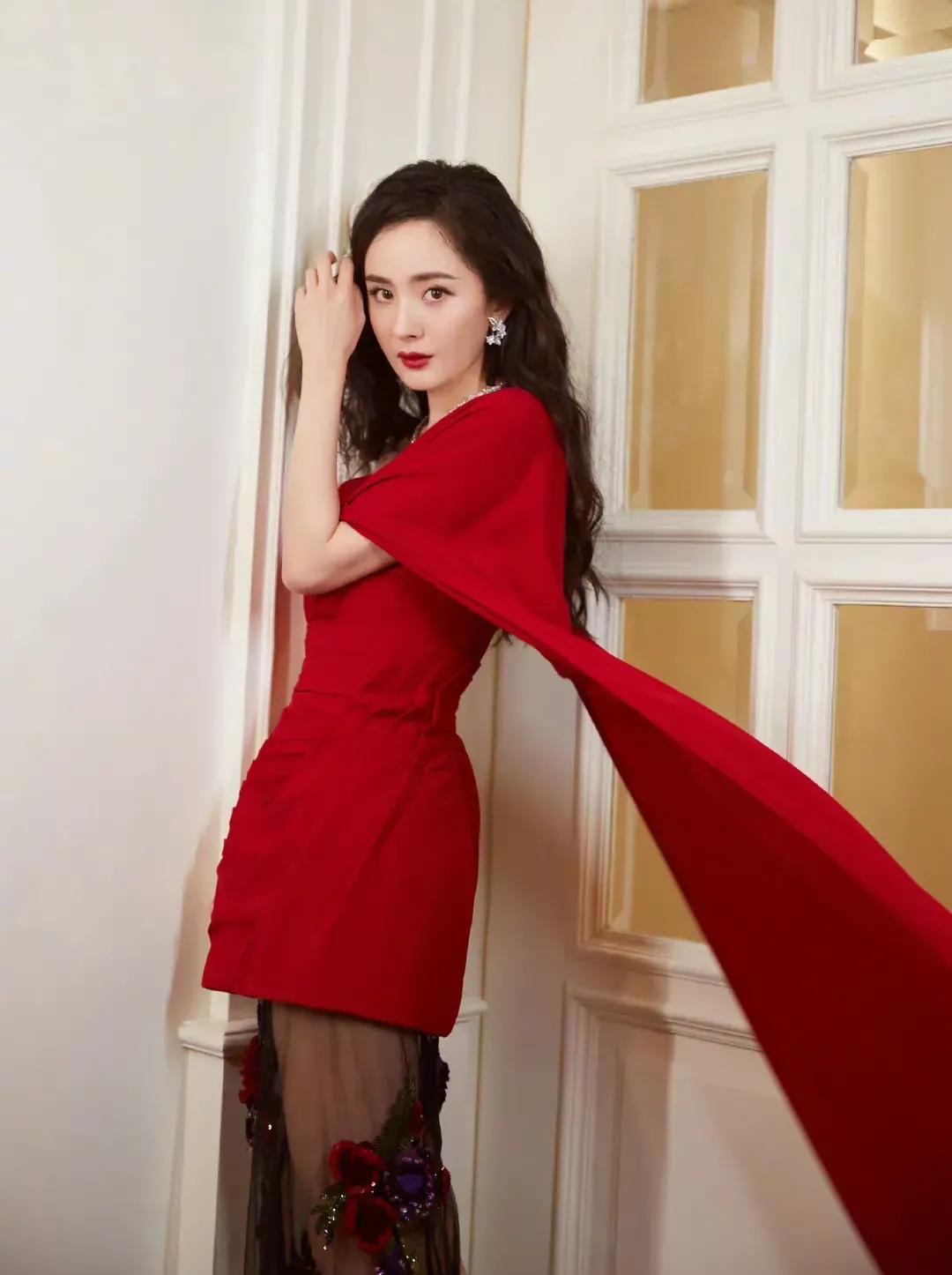 Yang Mi red is too beautiful - iNEWS