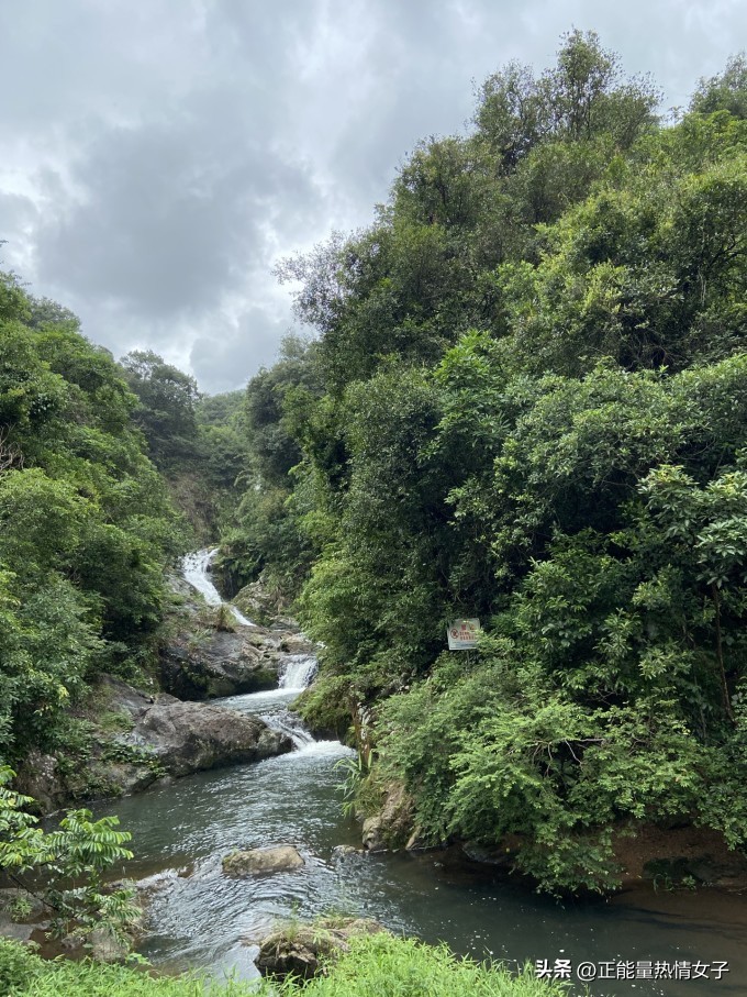 Maluan Mountain easily crosses the route, and the scenic Biling ...
