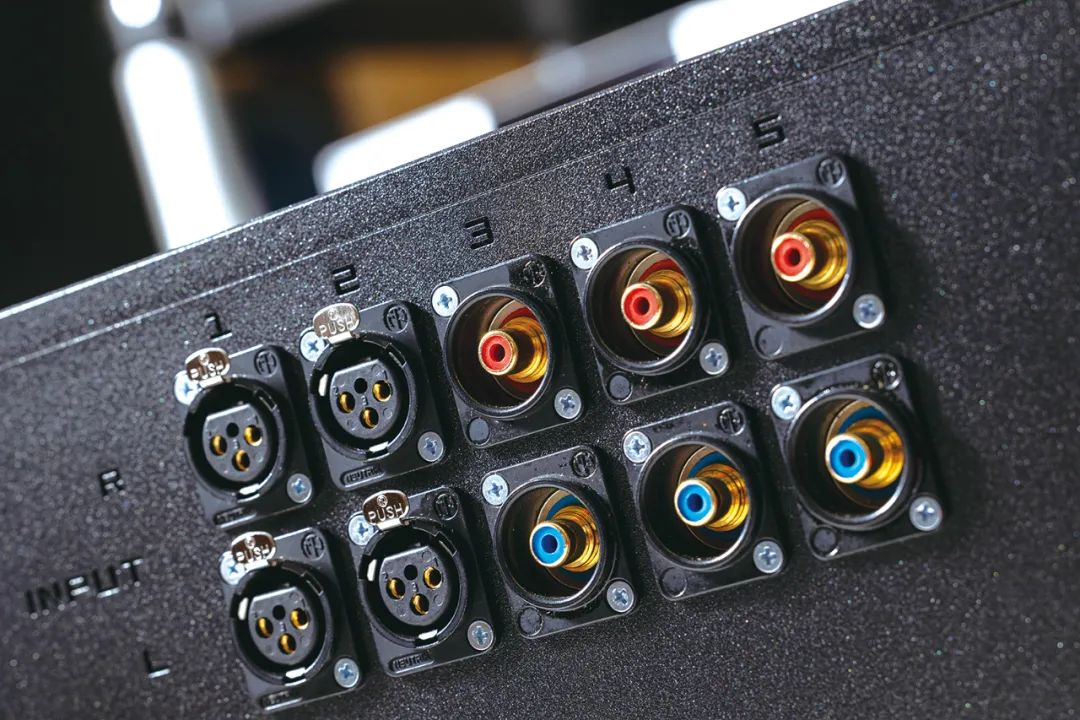 Pilium Audio Greek gods Leonidas integrated amplifier iNEWS