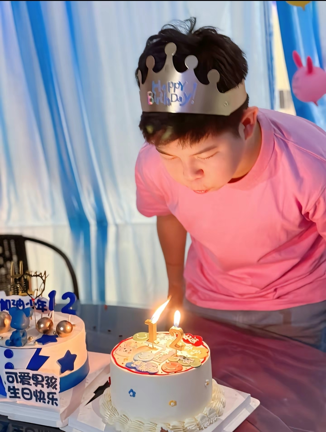 Hu Ke's family portrait is 12-year-old Anji's birthday, Xiao Yu'er is ...