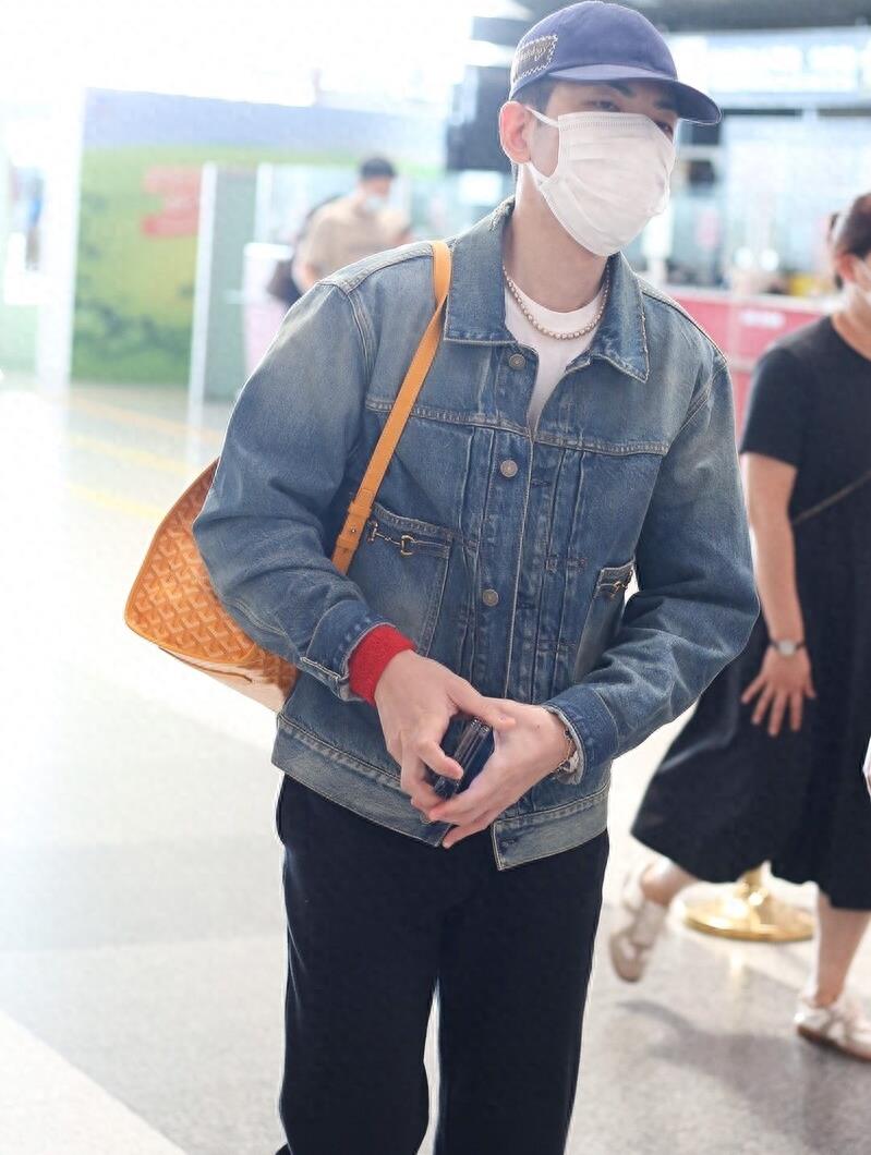 50-year-old Lin Youhui is so funny! When asked, what have you ...