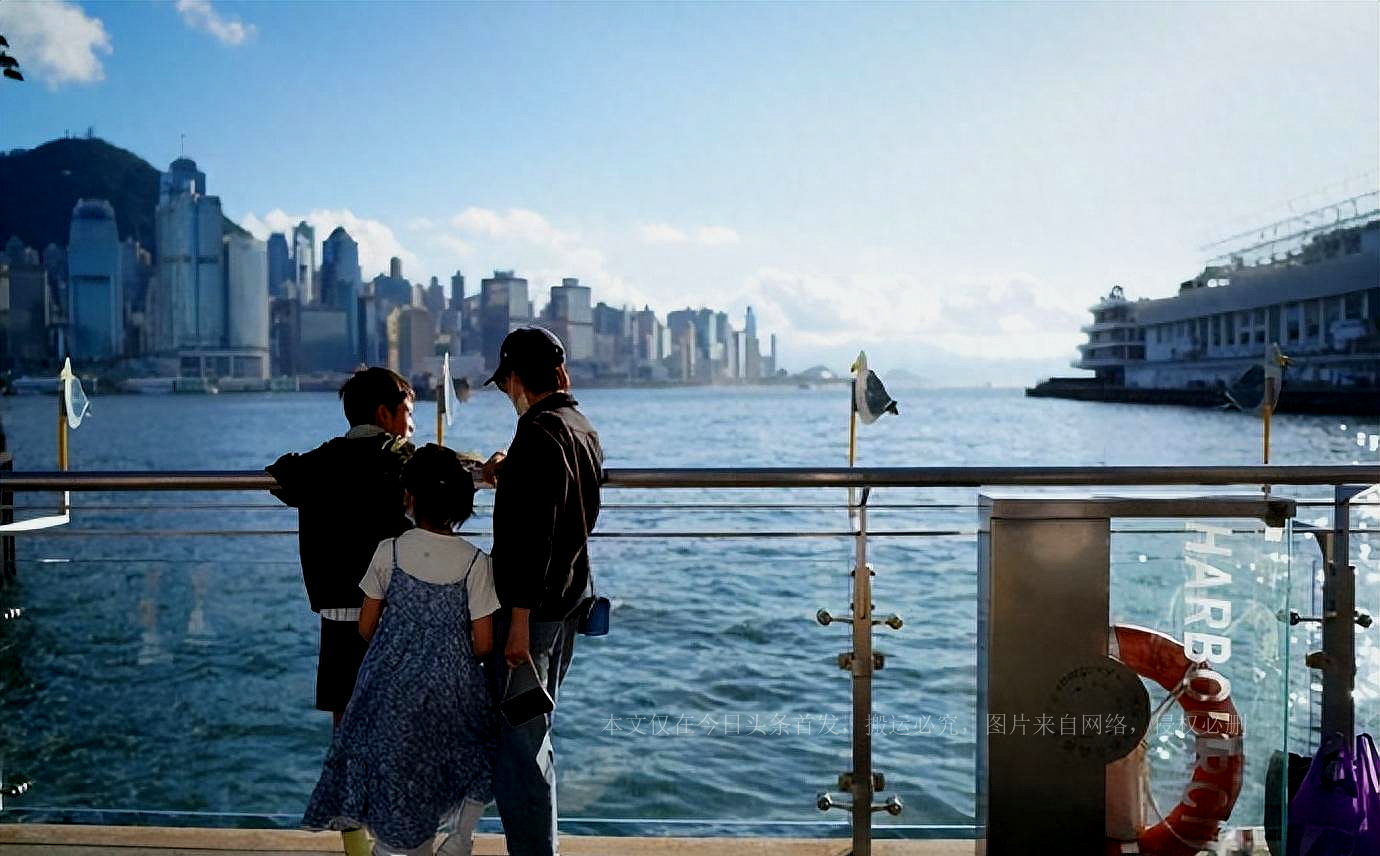 Sun Li has two children. She posted photos of her children traveling ...