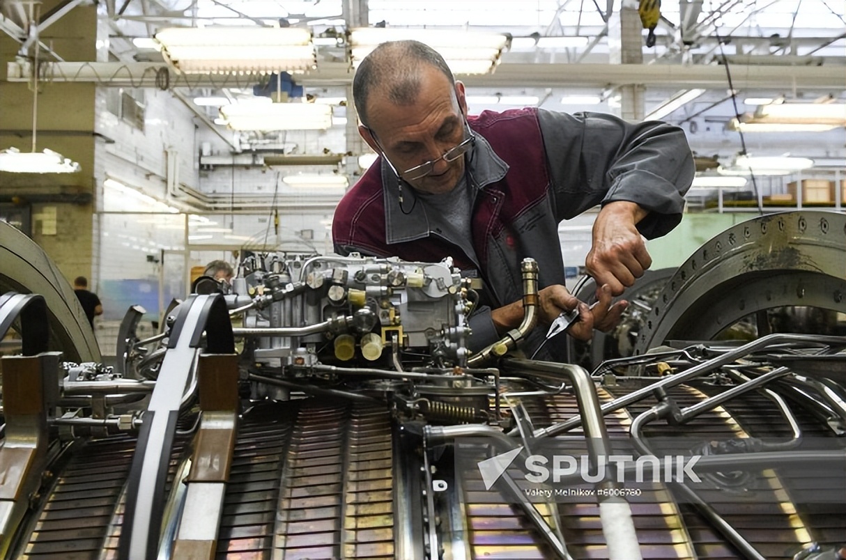 Before Russia sent troops, nearly 1,000 engines were first shipped to ...