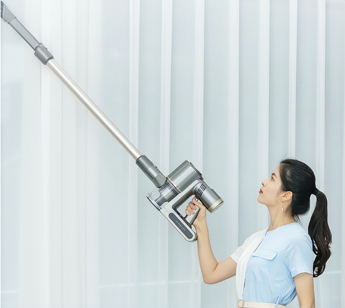 Which brand of the vacuum cleaner is better?Double Eleven handheld