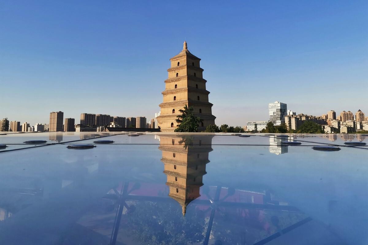 Analyze the urban style and cultural heritage of Chang'an, the capital ...