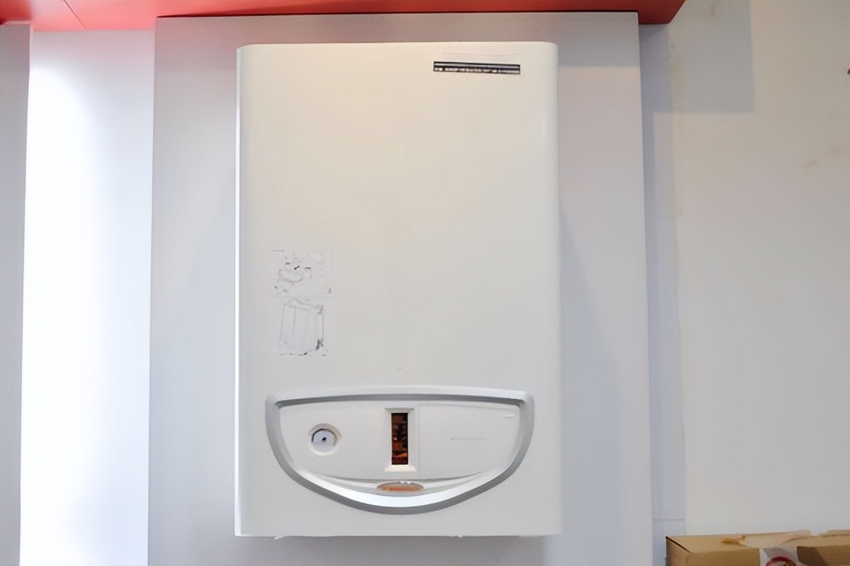 Thermostatic water heater fault code e6 iNEWS