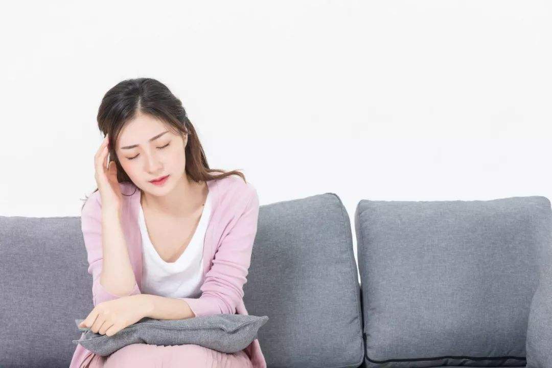 Clear phlegm in the lungs, sticky phlegm in the spleen, old phlegm in