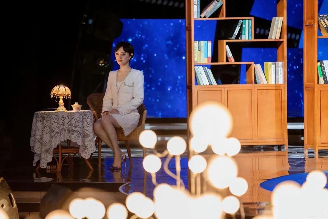Zhou Xun asked Sun Li: "We have the opportunity to be in the same frame ...