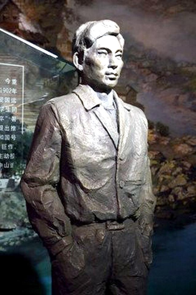 Zou Rong Zhang Taiyan satirized Kang's protection of the emperor, and his poems ...